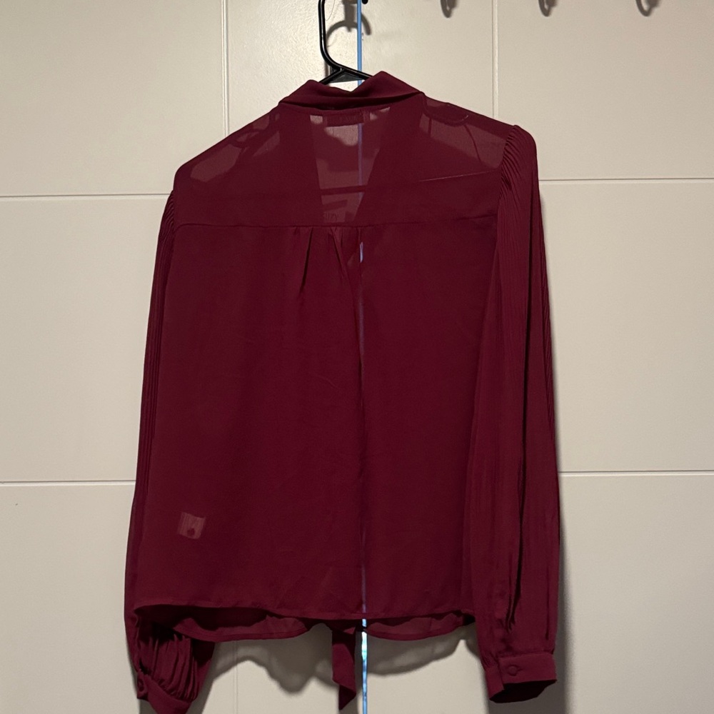 Suzy Shier - Women's Elegant dark fuscia Blouse - US M - Picture 7 of 9
